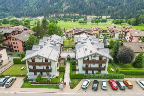 Отель Residence Rta La Rosa delle Dolomiti  Каризоло